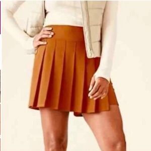 Athleta Endless Pleated Skort Rust Orange Brown - Size 8, EUC